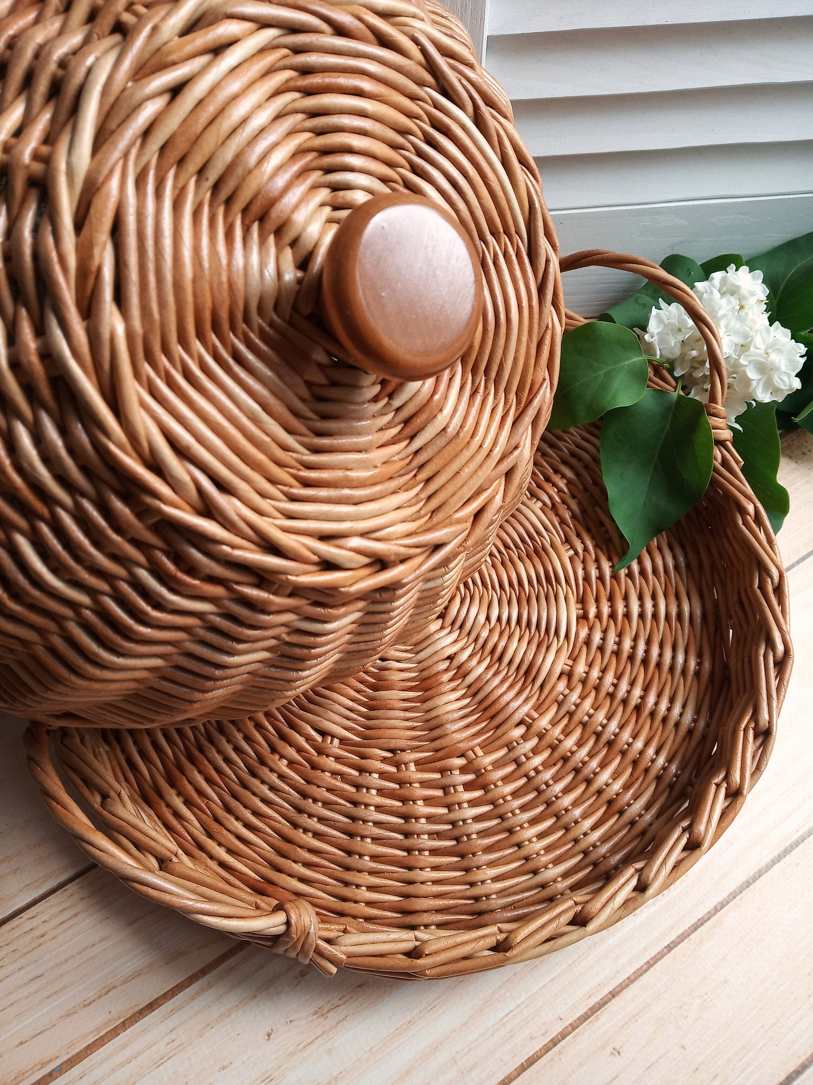 Round Basket With Lid.lid Cover Food. Round Basket Tray. Brown Etsy