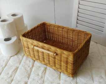 Rectangular toilet paper basket with handle. Wicker storage box.