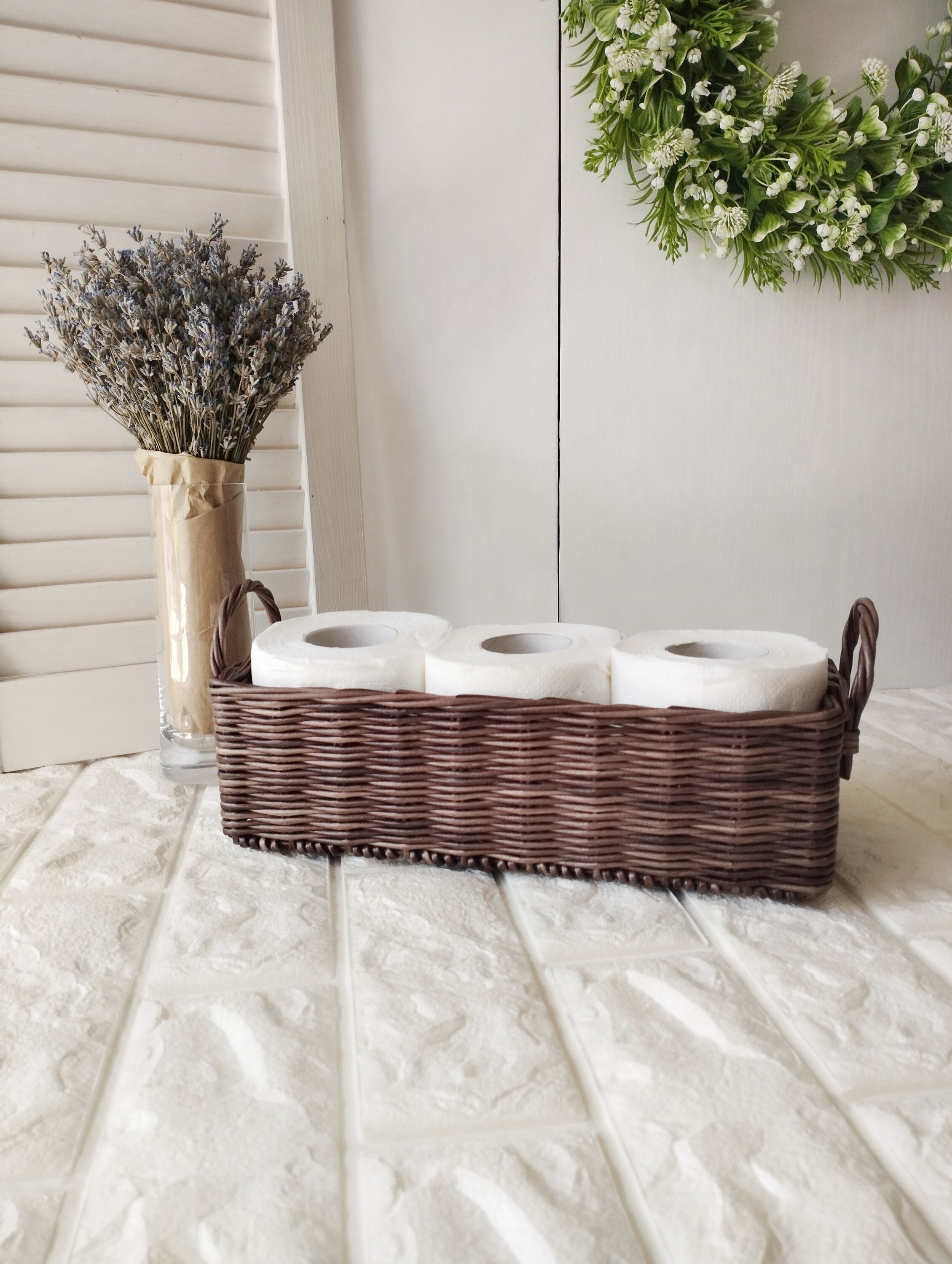 Cesto di Portaoggetti Intrecciato con Maniglia, Cesto Vimini Portaoggetti, Scatola di Stoccaggio del Bagno, 34.5x16x10 cm Cesta Paglia Intrecciata per Bagno Cucina, per Carta Igienica sali Profumati