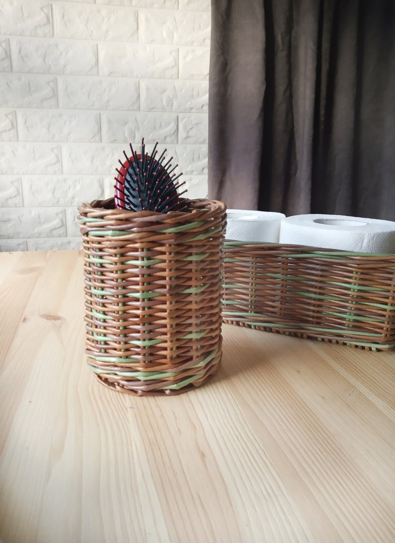 Set of two bathroom baskets. A wicker rectangular basket for toilet paper and a small round one for small items. Toilet paper holder. image 7
