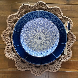 Cozy Brown Crochet Placemat Set – Handmade with Premium T‑Shirt Yarn