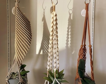 Suspension pour plante en macramé faite main