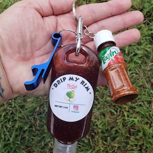 Tabasco Sauce Keychain - Includes Mini Bottle of Original Hot Sauce.  Miniature Individual Size Perfect for Travel, Key Chain or Purse.  Refillable and Strong. : Grocery & Gourmet Food 