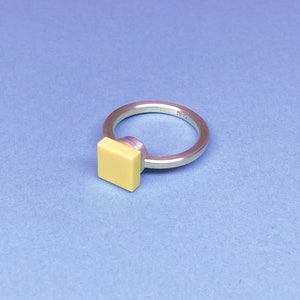 Multi Brick Solitaire Ring / zilveren ring / verlovingsring / veelkleurig / minimaal / zilveren sieraden / afbeelding 4