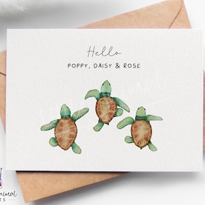 Nieuwe babykaart zeeschildpad drieling • Gepersonaliseerde pasgeboren tweeling meisje jongen Unisex kraamcadeaus • Doop nieuwe moeder vader aandenken cadeau