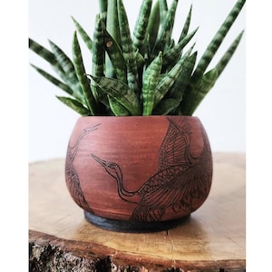 hand-carved Japanese cranes -unique piece- ceramic flowerpot planter, carving, glaze red brown japan design boho retro vintage