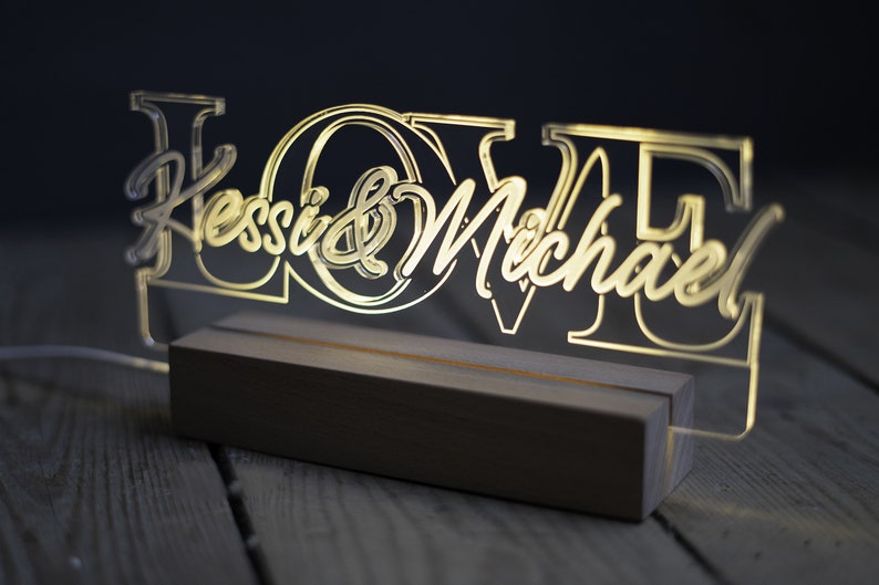 Personalisierter Schriftzug LOVE als Acryllampe Nachttischlampe Valentinstag Geschenk Hochzeitsgeschenk Bild 7