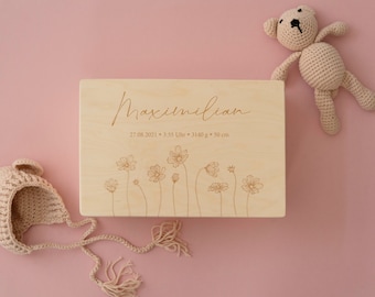 Personalized keepsake box for babies with flowers - baptism gift birth gift Christmas gift for children wooden box