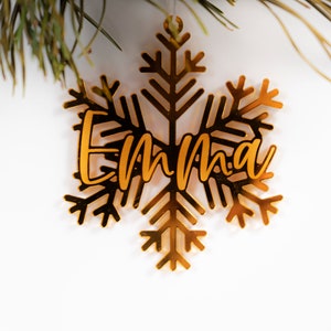 Weihnachtsbaumanhänger personalisiert Schneeflocke Christbaumanhänger mit Name Adventsdeko Bild 3