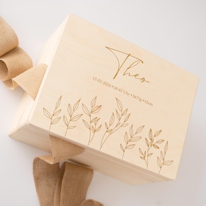 Caja de recuerdos personalizada para bebés con estampado floral - regalo de bautizo, regalo de nacimiento, regalo de Navidad para niños, caja de madera