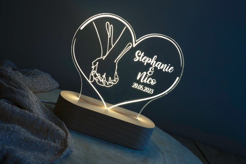 Personalisierte Acryllampe Herz Nachttischlampe Valentinstag Geschenk Hochzeitsgeschenk Bild 1