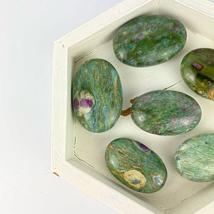 Ruby fuchsite palms/Natural ruby fuchsite palms/Ruby/Fuchsite/Ruby fuchsite stone/Spiritual healing ruby fuchsite