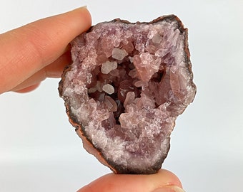 Geodo de ametista rosa de alta qualidade, cristal de mina Colli Curá