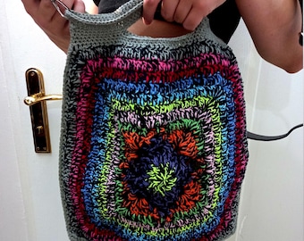 Gehäkelte Regenbogen Umhängetasche: Handgemachte Oma Quadrat Baumwolltasche