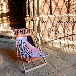 Foldable Wooden Lounge Chair for Balcony & Garden, Outdoor Patio Seating, Poolside Lounger, Portable Folding Outdoors Chair, Balcony Chair