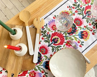 Juego de mantelería y servilletas de arte popular colorido para interiores cálidos y acogedores, camino de mesa floral, decoración para cenas navideñas, mesa de comedor bohemia.