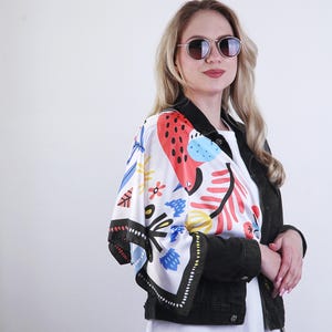 Cachecol de pássaro de arte popular: xale quadrado boho de seda