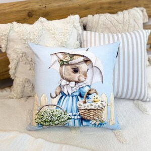 Funda de almohada con animales pastel, conejito en la funda, decoración infantil, funda de almohada de granja, ilustración de conejo, acogedora decoración para habitación infantil.