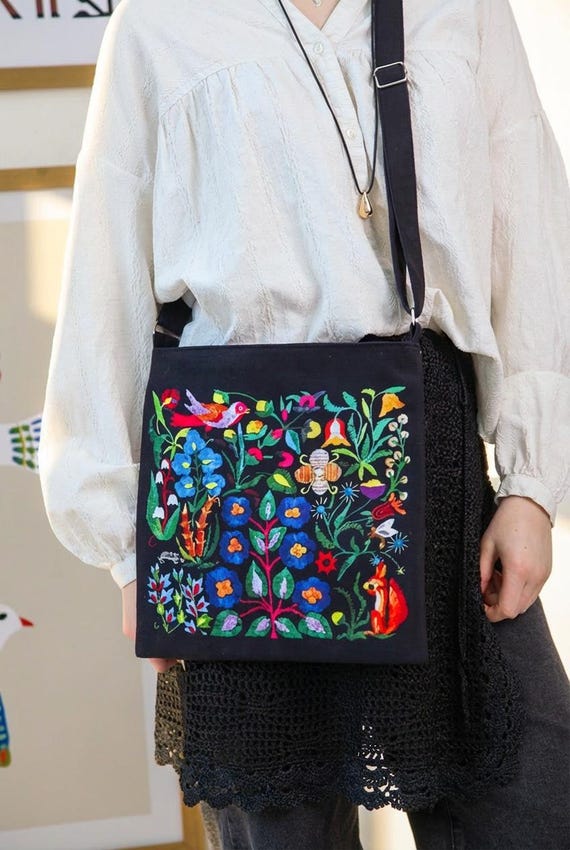 Boho Taystra Bag, Crossbody Pouch, Handmade Ethnic Canvas Bag for Women, Black Folk Design Shoulder Bag for Daily Use, Folk Everyday Bag
