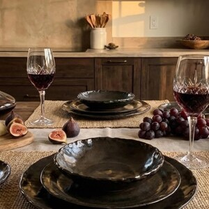 Handmade Plates and Bowls | Ceramic Stoneware Pottery Dish | Moody Rustic Dishes | Artisan Dinnerware Plate Set | Earth Tone Dinner Set afbeelding 17