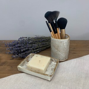 Vanity Organizer Botanical Bathroom Accessories Set Soap Dish Brush, Toothbrush, Q-tips, Makeup ...
