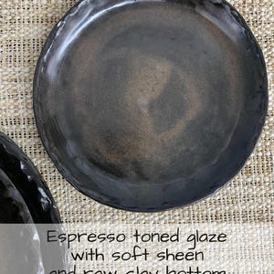 Handmade Plates and Bowls | Ceramic Stoneware Pottery Dish | Moody Rustic Dishes | Artisan Dinnerware Plate Set | Earth Tone Dinner Set afbeelding 4