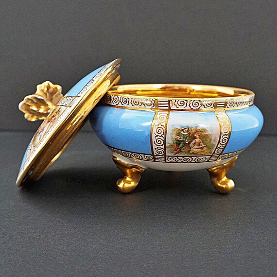 Antique ornate Czech porcelain and gold leaf jewelry/… - Gem