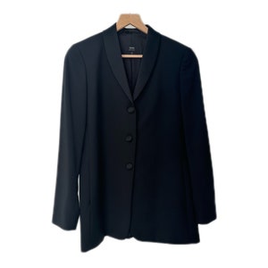 Classic Black Zanella Women’s Blazer