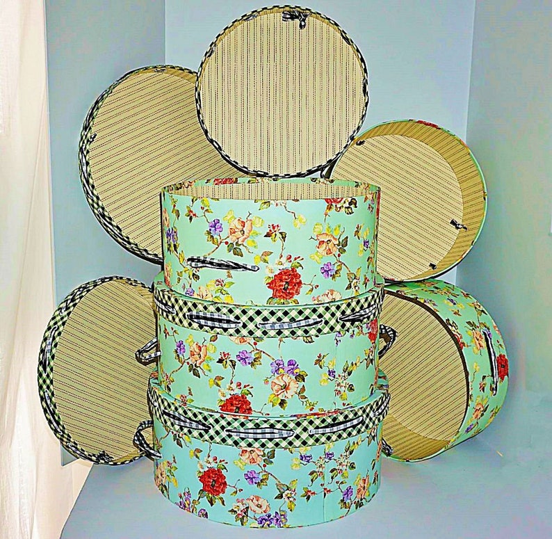 Beautiful and rare set of 5 Tracy Porter stackable/nesting hat boxes with floral Spring design image 5