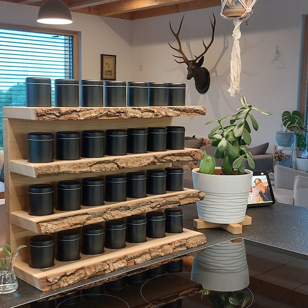 Spice rack with spice jars