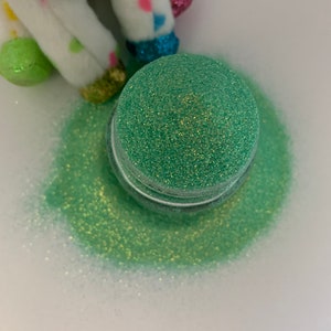 Tinker Extra Fine Glitter 0.008 Hex Cut Polyester Glitter/Loose Glitter/Glitter by weight/Glitter in a bag/Glitter in a shaker/Dark Mint