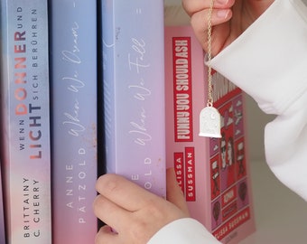 Bookmark | magic