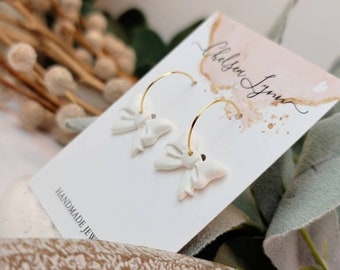 Orecchini a cerchio con fiocco bianco 18k / placcati oro, leggeri