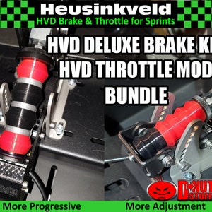 Pode incluir: Um close-up de um conjunto de pedais de corrida preto e vermelho com o texto "HVD Deluxe Brake Kit HVD Throttle Mod Bundle" e as palavras "More Progressive" e "More Adjustment" abaixo dos pedais.