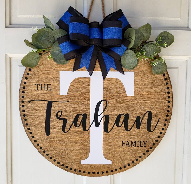 Last Name Door Hanger Front Door Decor Housewarming Gift | Etsy
