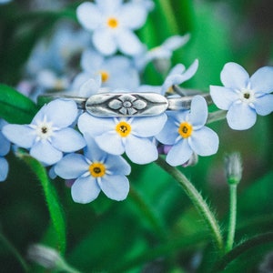 Forget me not ring, dainty silver flower ring, floral band, pansy ring, sentimental gifts for her, simple wedding ring, bridesmaids gift
