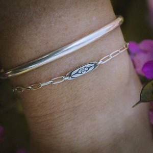 Forget Me Not Flower Bracelet, silver flower bracelet, sentimental gifts for her, dainty flower bracelet, memorial gifts