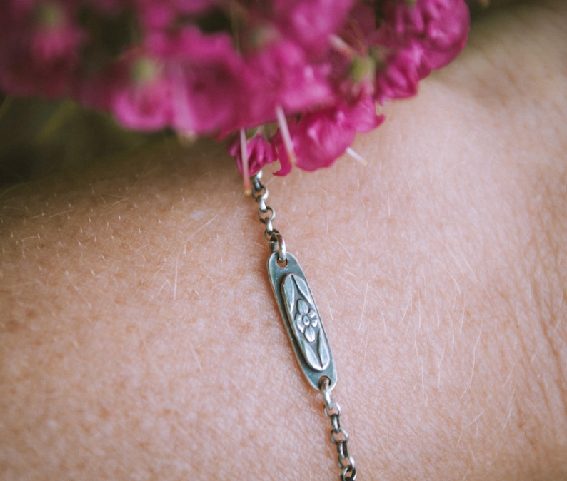 Forget Me Not Flower Bracelet, Dainty Sterling Silver Chain, Sentimental Gift image 2
