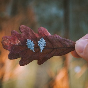 Oak Leaf Stud Earrings, oak leaves, gifts for her, fall jewelry, sterling silver earrings, oak leaf studs, handmade earrings