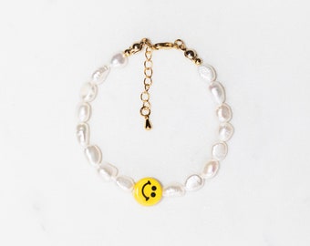 Smiley-Armband / Smiley-Armband / Smiley-Armband und Perlen / Smiley-Armband / Smile-Armband und gelbe Perlen