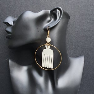 CHARO: Dangle earrings / Comb jewellery/ Brass earring