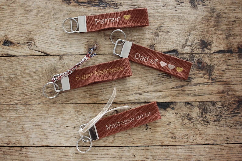 Custom embroidered RUST keychain ideal mom dad, mistress gift, atsem, grandpa grandpa image 2