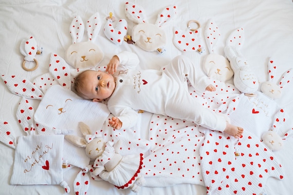 Pyjama BLANC cotele pour bebe brode Mon Amour et personnalise avec initiale fleurie Etsy France