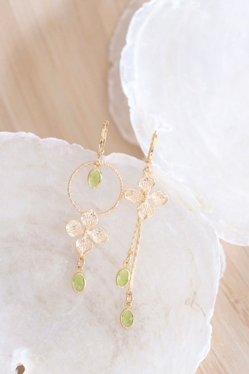 Handmade earrings Flowers & glass beads image 8
