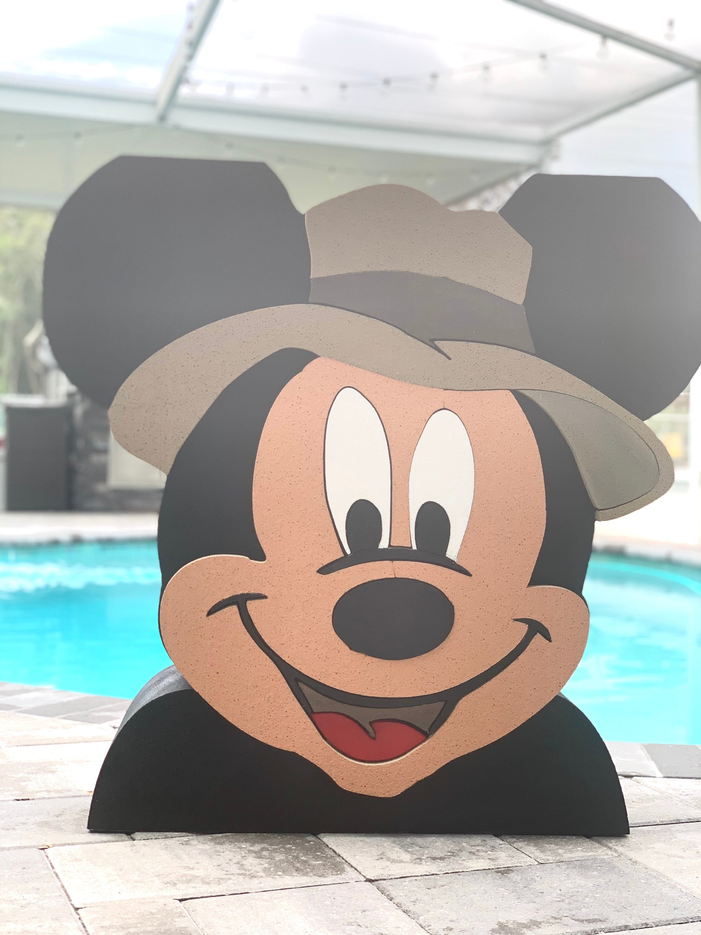 Mickey safari 3d table base
