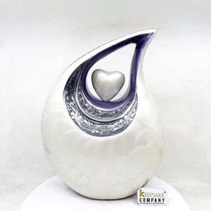Teardrop Ashes Urn: Pearl White with Engraved Heart - Personalized