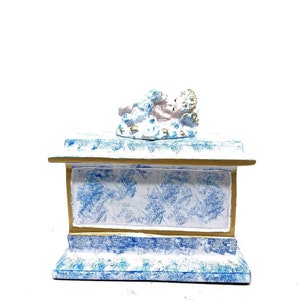 Blue Baby Urns for Ashes  - Baby Urn -  Small Urns for Human Ashes - Small Urns Baby Girl - Baby Urn Girl - Cremation Urn - Keepsake Urn
