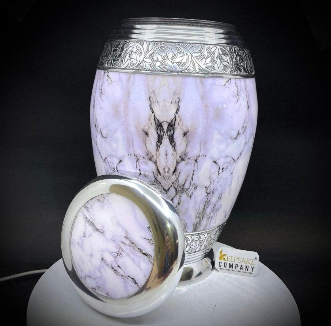 GR8 Set Urne Funerarie In Marmo Bianco – Urna Grande + 4 Mini Urne In Alluminio Con Custodia Velluto