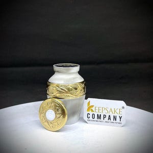 グレーホワイト大理石製ミニ骨壷 - 彫刻可能な遺灰用記念品