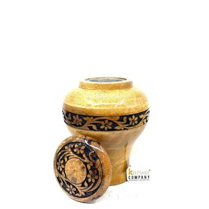 Wooden Carved Adult Cremation Urns - Wooden Urns for Ashes – Threaded Lid Funeral Urn for Human Ashes or Pet Urn for Ashes - Memorial Urn